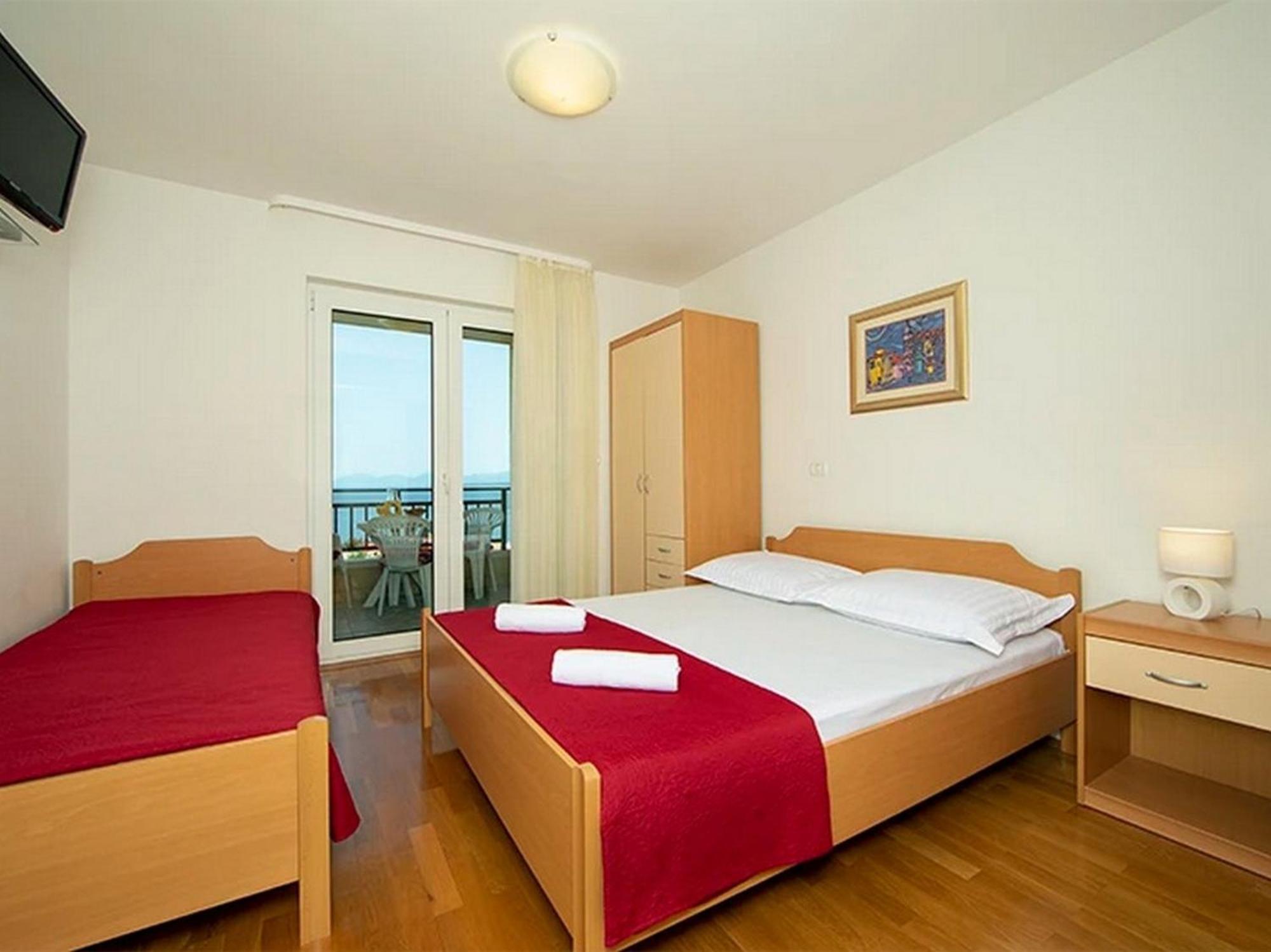 Apartments By The Sea Igrane, Makarska - 17292 Εξωτερικό φωτογραφία